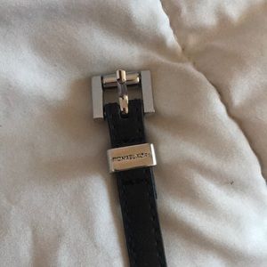 Michael Kors belt 🖤